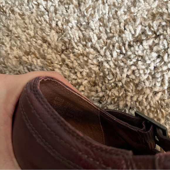 Clark’s Indigo Leather Upper Burgundy Slip on Strappy Heel Shoes Size 7 1/2 - Picture 9 of 9